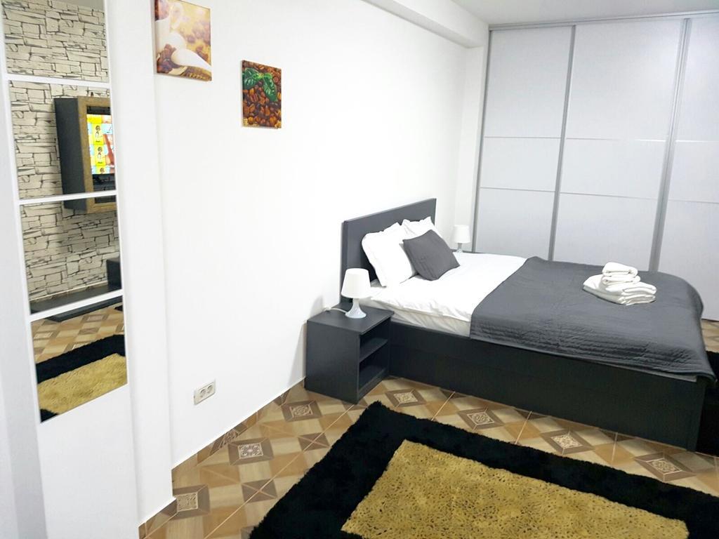 Aparthomes Fundeni Appartement *